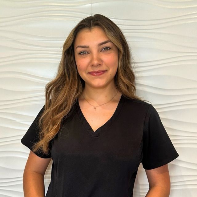 Congratulations Bree on your first year 🍾

Bree is one of our talented estheticians, who also offers our lash lift and brow lamination services! Let Bree take care of your skincare and beauty needs today! 💁🏼‍♀️